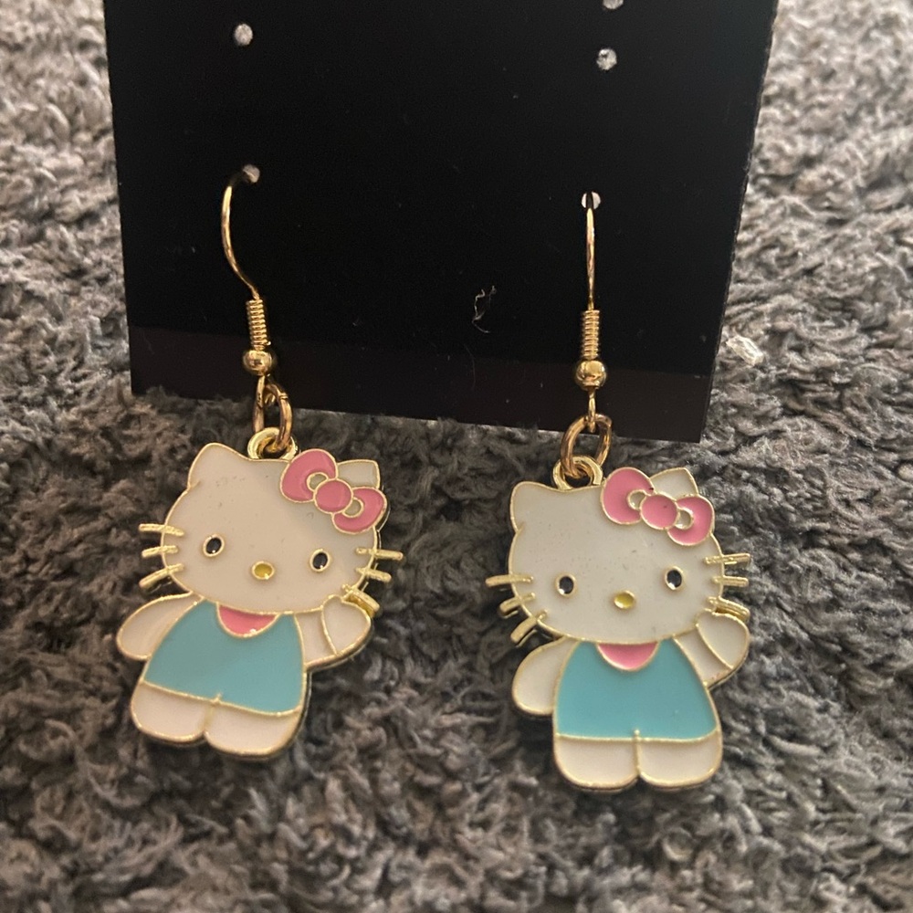 Handcrafted Hello kitty earrings (pick one) - Picture 5 of 13